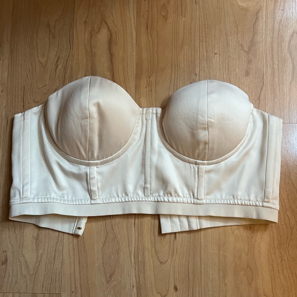 x REVOLVE Kylen Midi Dress in Ivory
Michael Costello - Picture 7 of 10